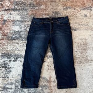 Dark Blue Cropped Jeans